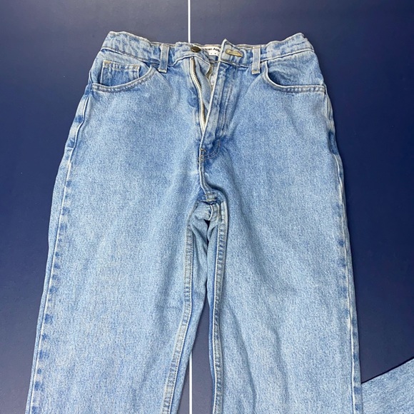 American Apparel Denim - American Apparel Jeans. Size 28. Really good condition.